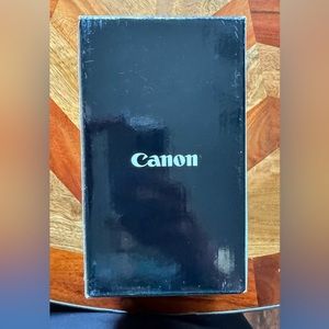 CANON EF 75-300mm f/4-5.6 III Telephoto Zoom Lens for Canon Camera Gently Used